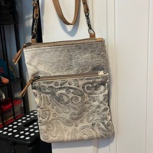Myra Leaf Print Crossbody